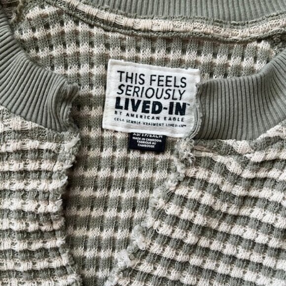 NWOT* AE Big Hug Notch Neck Waffle Sweatshirt - Picture 4 of 4